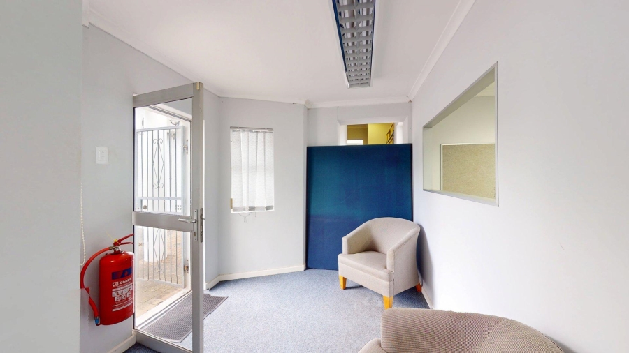 To Let commercial Property for Rent in Walmer Eastern Cape